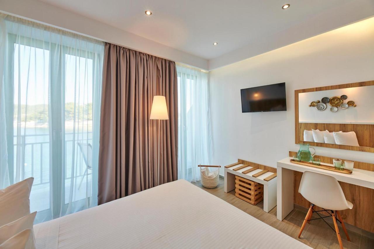 The Water Aparthotel Skiathos-stad Buitenkant foto