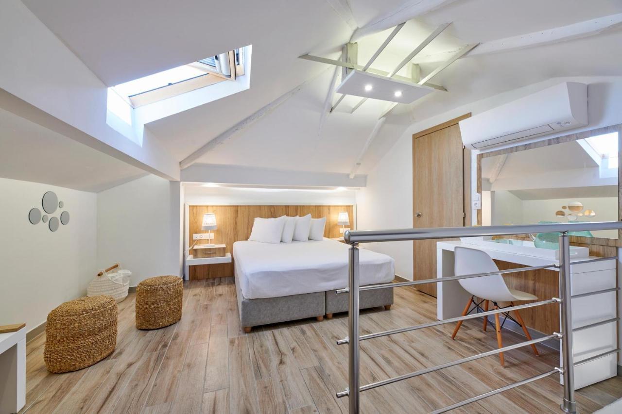 The Water Aparthotel Skiathos-stad Buitenkant foto