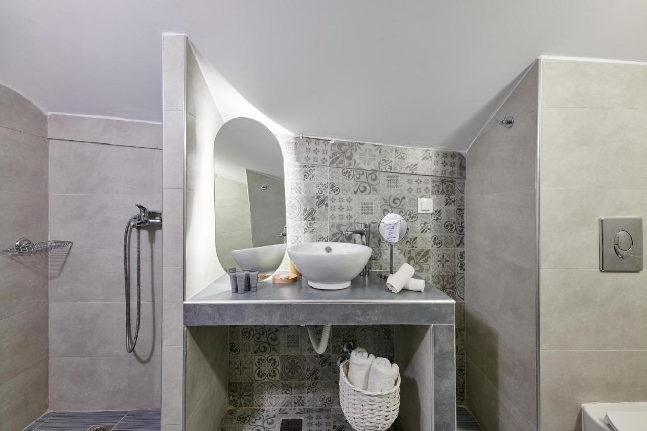 The Water Aparthotel Skiathos-stad Buitenkant foto