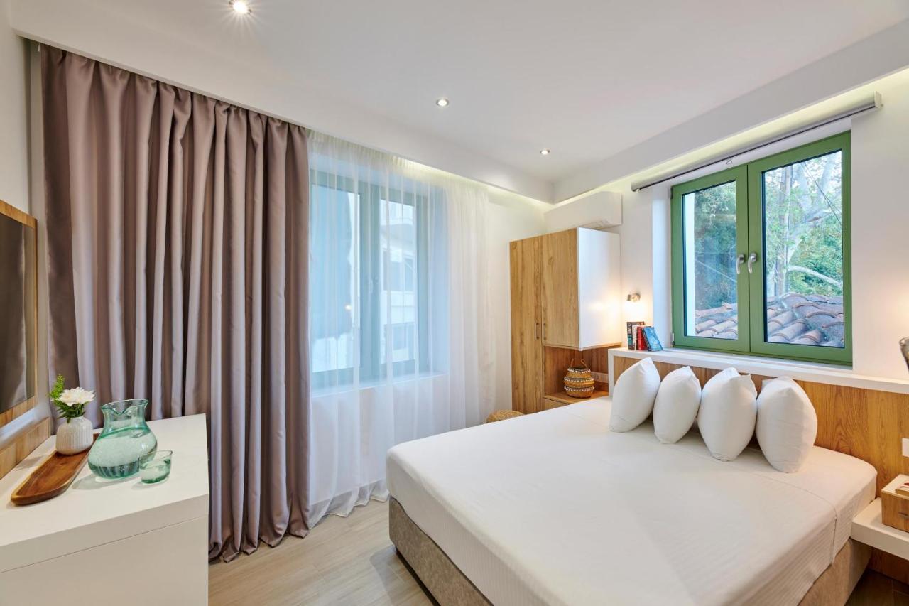 The Water Aparthotel Skiathos-stad Buitenkant foto