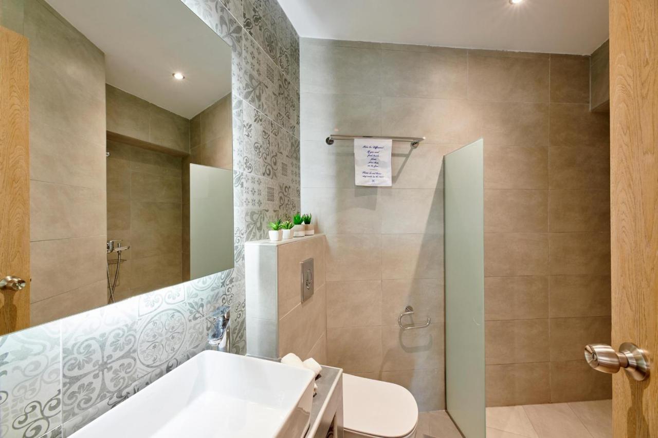 The Water Aparthotel Skiathos-stad Buitenkant foto